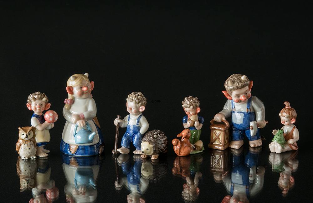 Troll, kleine Schwester mit Frosch, Royal Copenhagen Figur Nr. 098