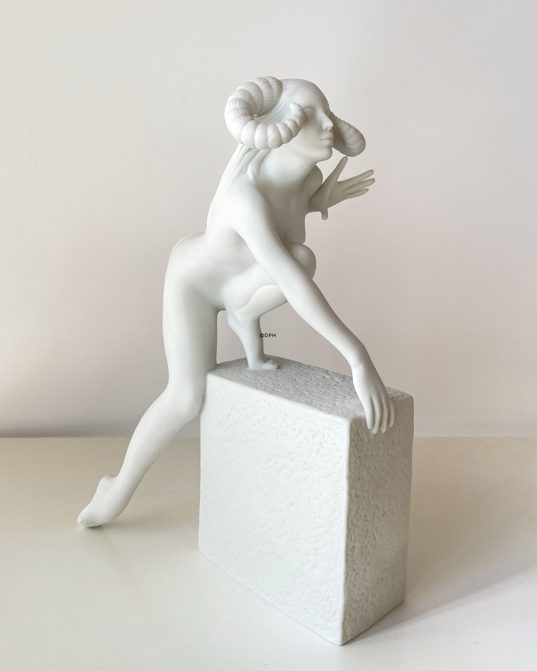 Christel Sternzeichenfiguren, Widder (20. März bis 20. April), Royal Copenhagen Figur Nr. 1249102