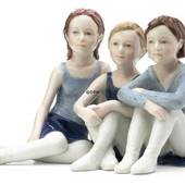 Drei Ballarinen sitzen, Ballerina, Royal Copenhagen Figur