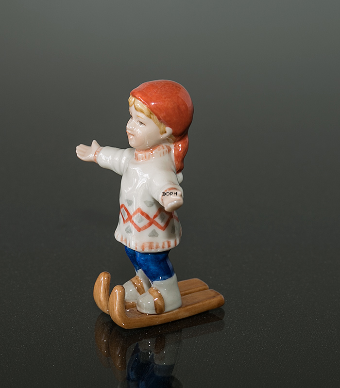 Jungen auf Ski, Mini Sommer und Winter Kinder, Royal Copenhagen Figur Nr. 259