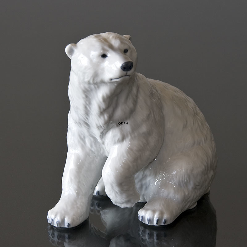 Eisbär sitzend, Royal Copenhagen Figur Nr. 355
