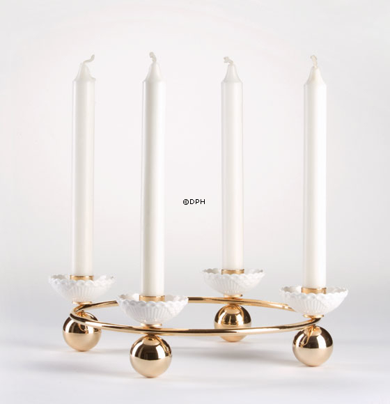 Adventskrone in vergoldetem Messing