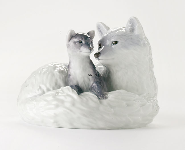 Polarfuchs mit Welpe, Royal Copenhagen Figur Nr. 443