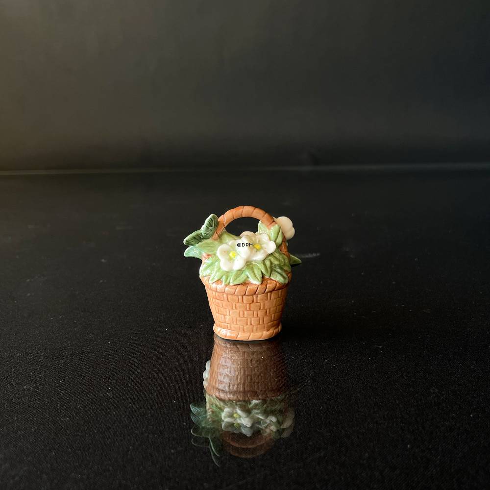 Figurornament 2008, Korb mit Christrosen