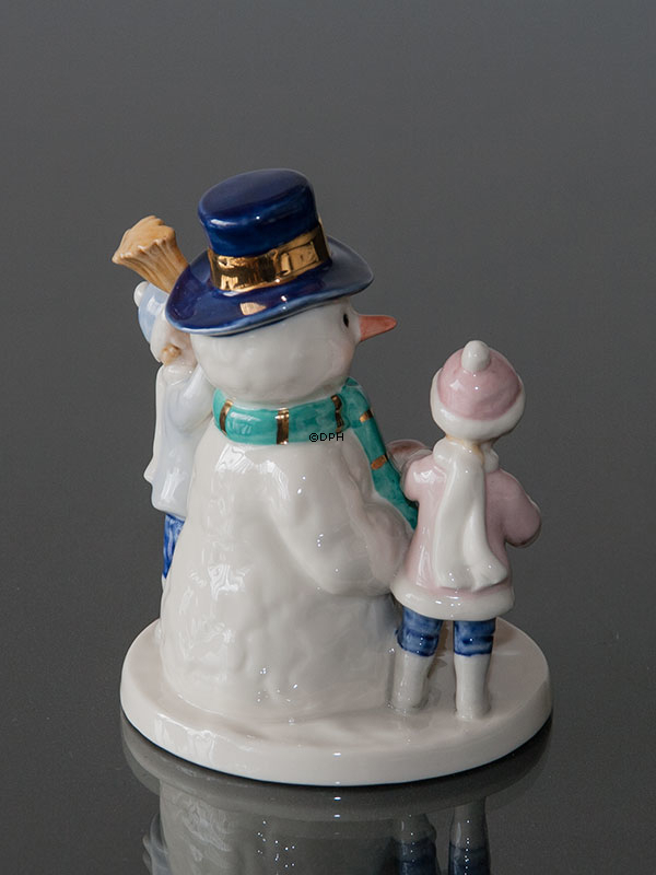 Clara & Peter mit Schneemann, Royal Copenhagen Figur Nr. 550