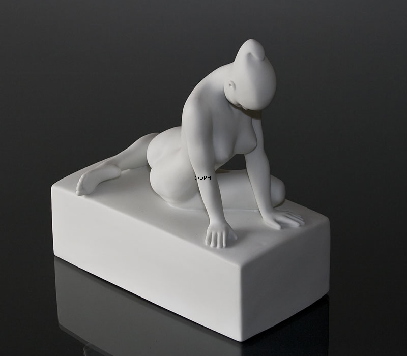 Perfectio Frauenskulptur, Royal Copenhagen Figur Nr. 657, weiß