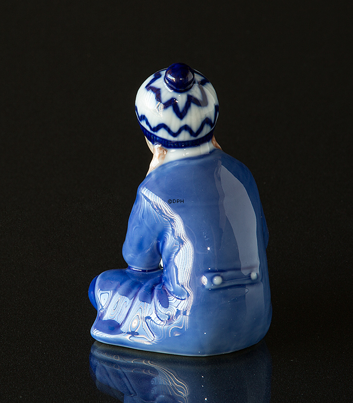 Royal Copenhagen Jahresfigur 2016, Mädchen mit Schlittschuhen