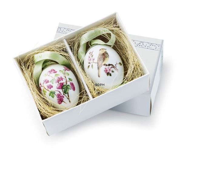 Osterei mit Johannisbeere und Goldammer, 2 Stück, Royal Copenhagen Osterei 2011