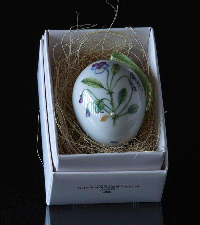 Wildes Stiefmütterchen Porzellanei, Royal Copenhagen Osterei 2015