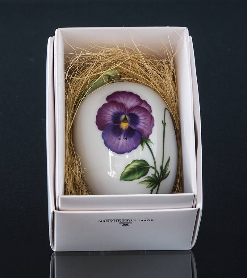 Wildes StiefmütterchenPorzellanei, groß, Royal Copenhagen Osterei 2015