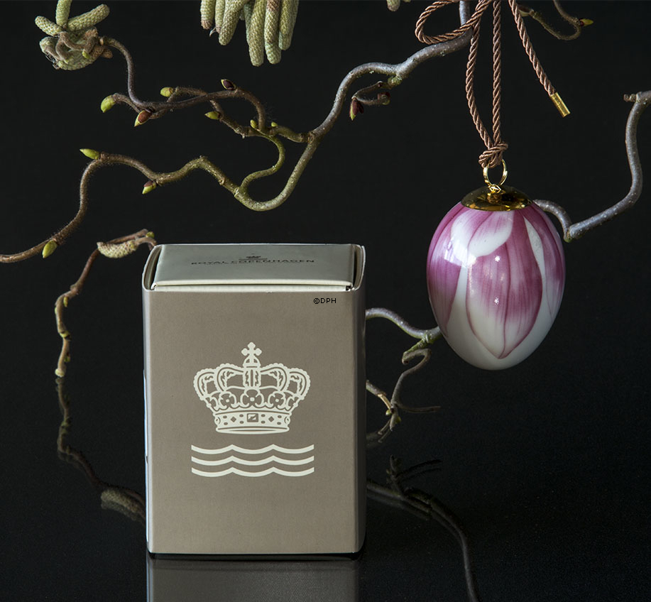 Osterei mit Magnolie Blätter, Royal Copenhagen Osterei 2019