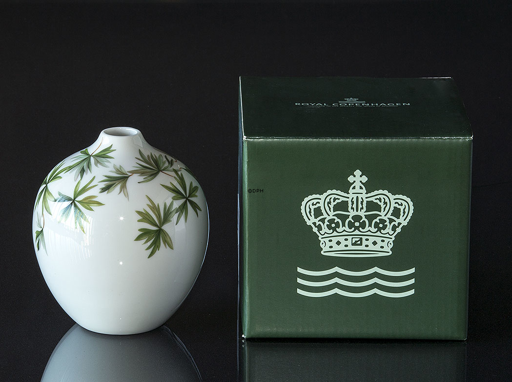 Vase mit Storchschnäbel, Royal Copenhagen Oster 2019