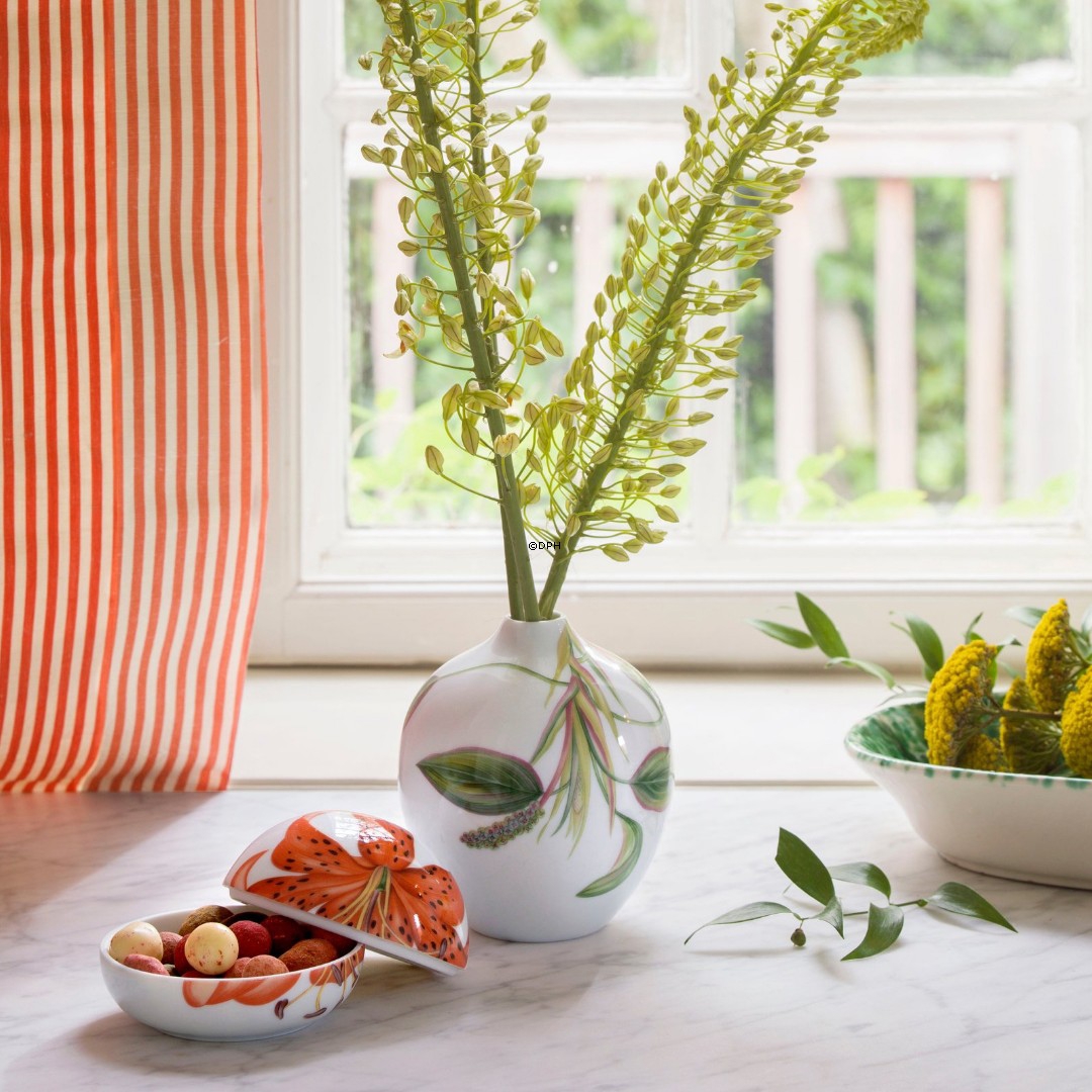 Vase mit Laichkräuter, Royal Copenhagen Oster 2022