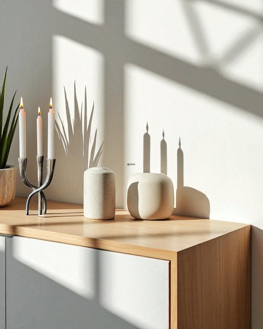 3-armiger Kerzenhalter in Nickel/rustikales Silber look