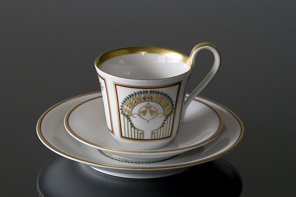 2001 Bing & Gröndahl Weihnachtsbecher mit Dessertteller und Untertasse, Set