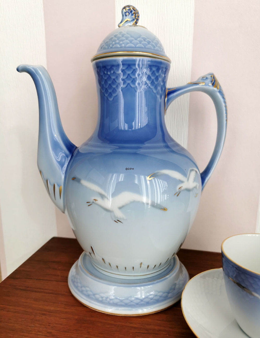 Möwe mit Gold, Flaschenhalter oder Untersetzer/Fuß für Kaffeekanne, Bing & Gröndahl