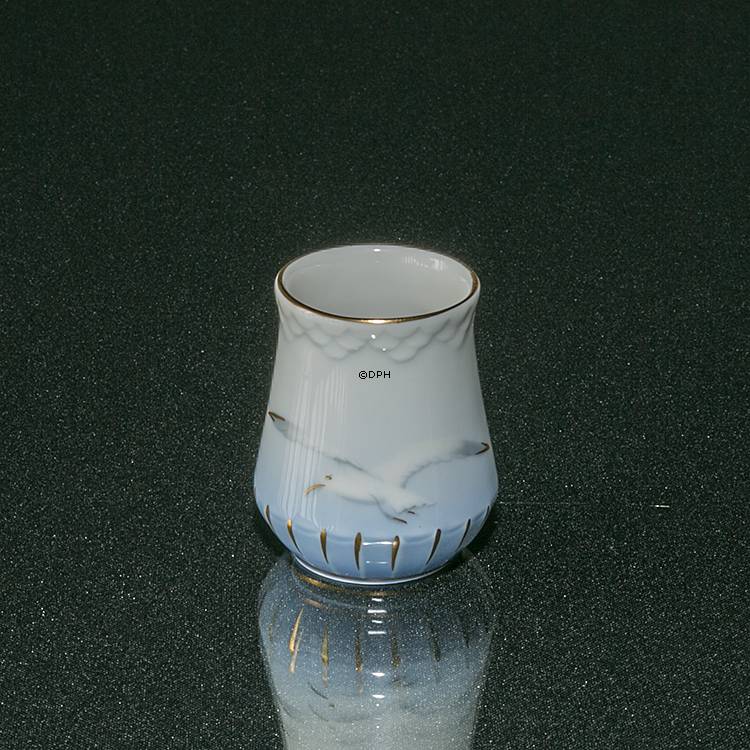 Möwegeschirr mit Gold, Tasse Nr. 671