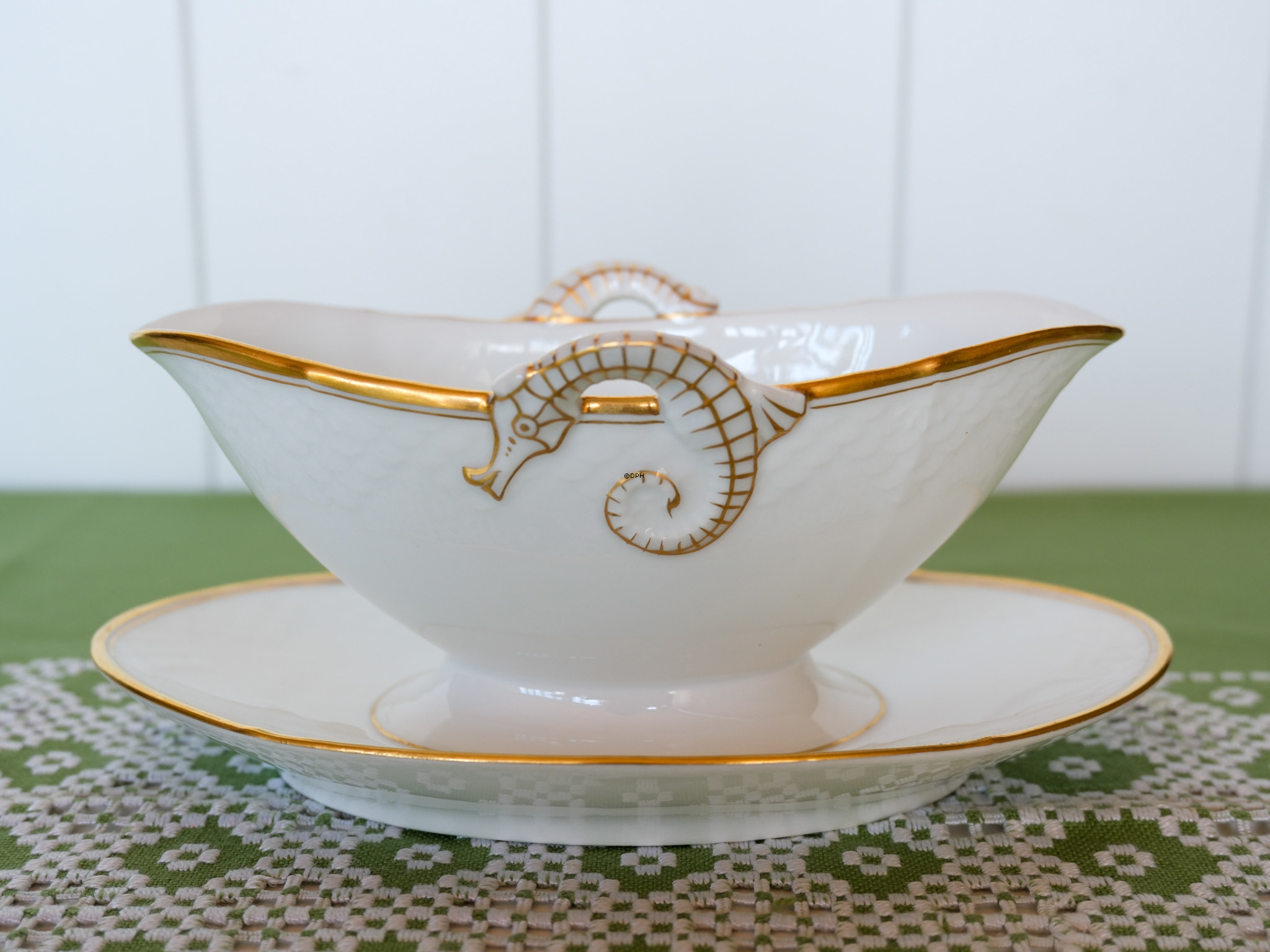 Bing & Gröndahl Hartmann Sauciere Nr. 8 oder 311
