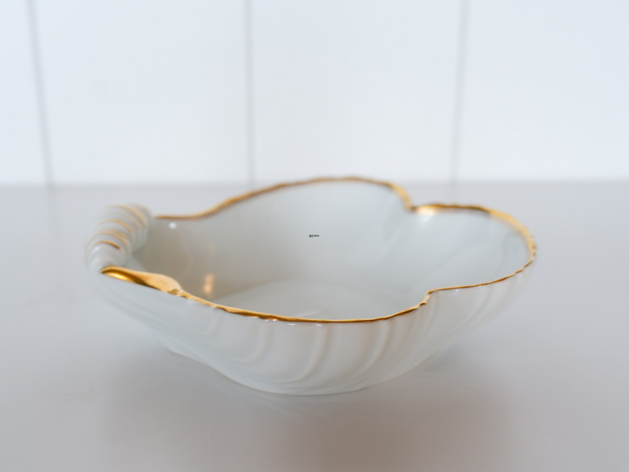 Bing & Gröndahl Hartmann Muschelschale Nr. 347