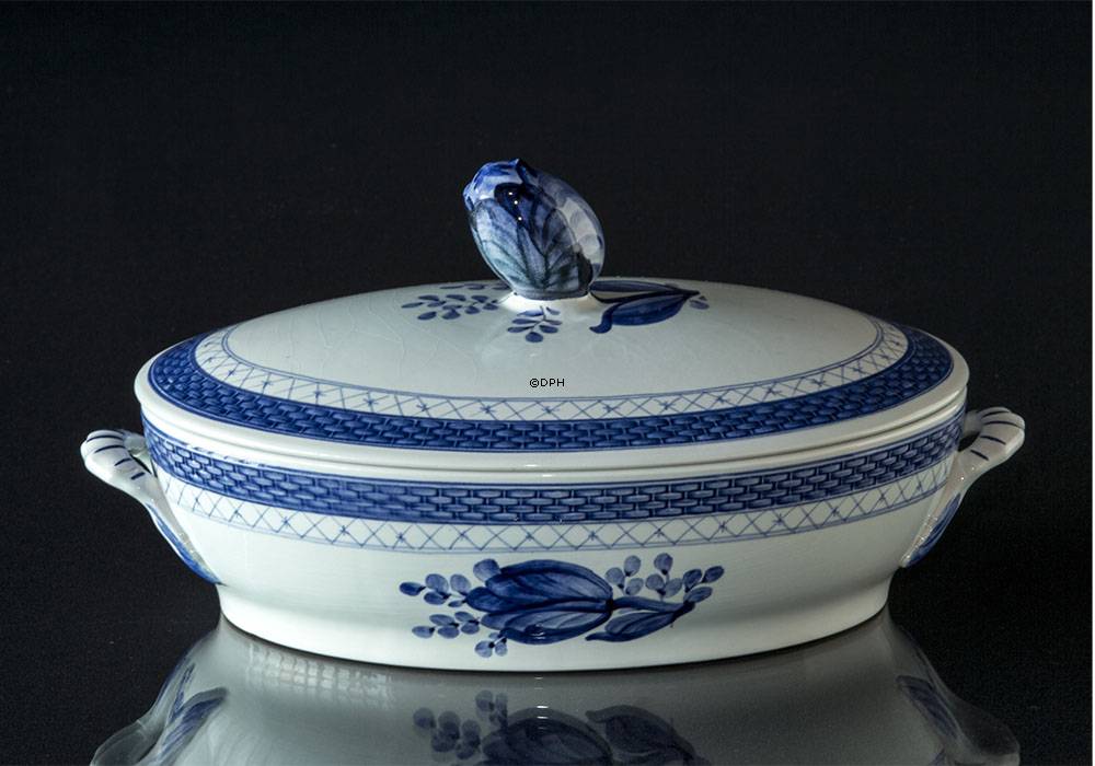 Royal Copenhagen/Aluminia  Tranquebar, blau, Schale mit Deckel Nr. 11/921 oder 172