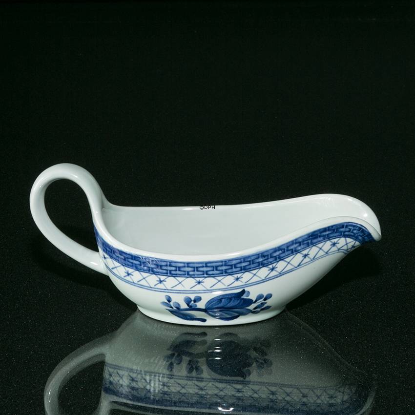 Royal Copenhagen/Aluminia Tranquebar, blau, Sauciere Nr. 11/2591 oder 561, 10 cl
