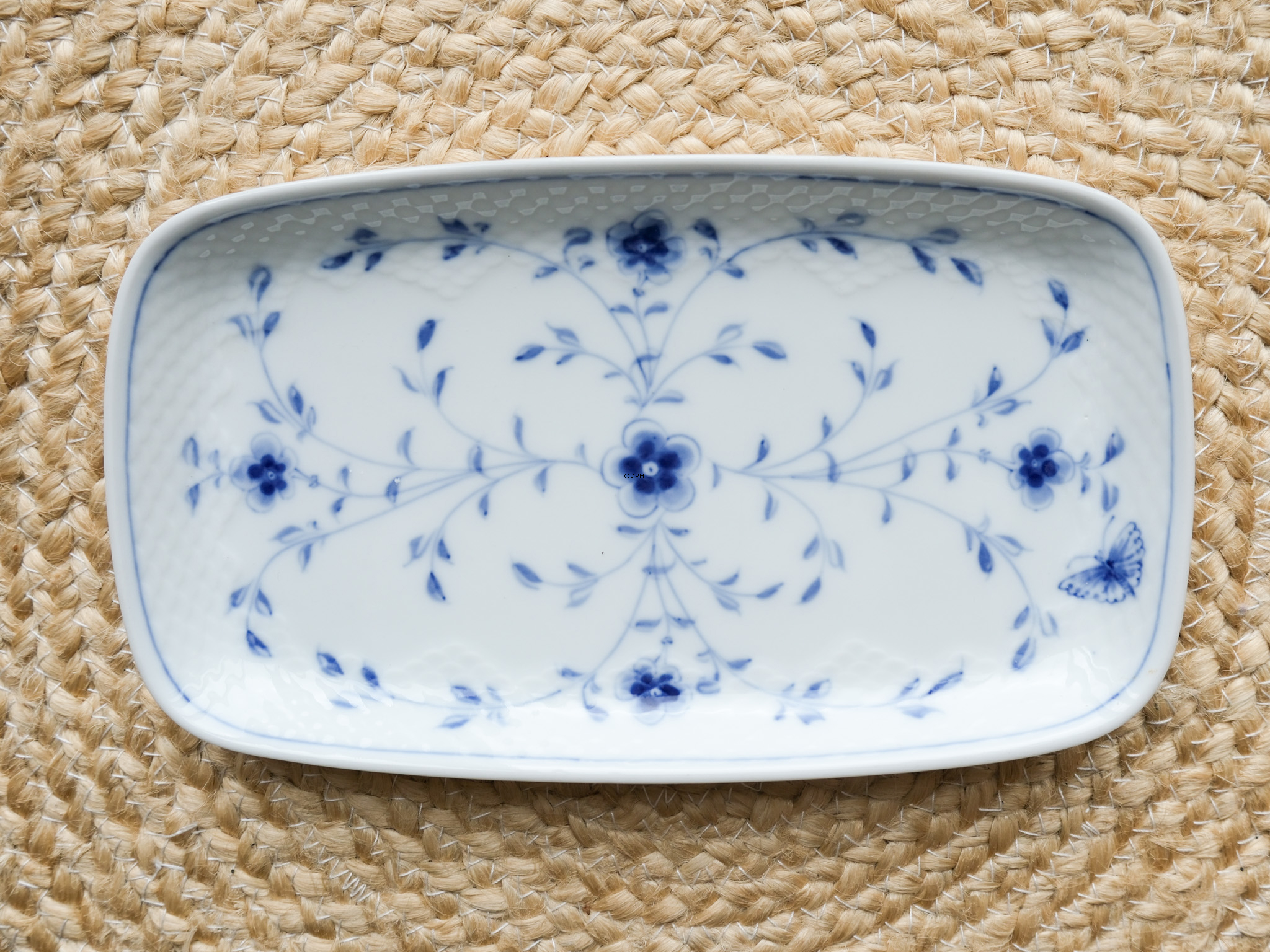 Schmetterling Kaffeetablett, Bing & Gröndahl 27 cm Nr. 96 oder 364