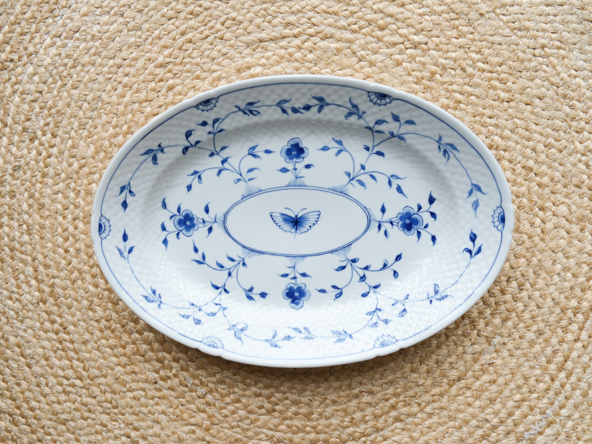 Schmetterling Ovale Platte, groß 40 cm, Bing & Gröndahl Nr. 15, 315 oder 375