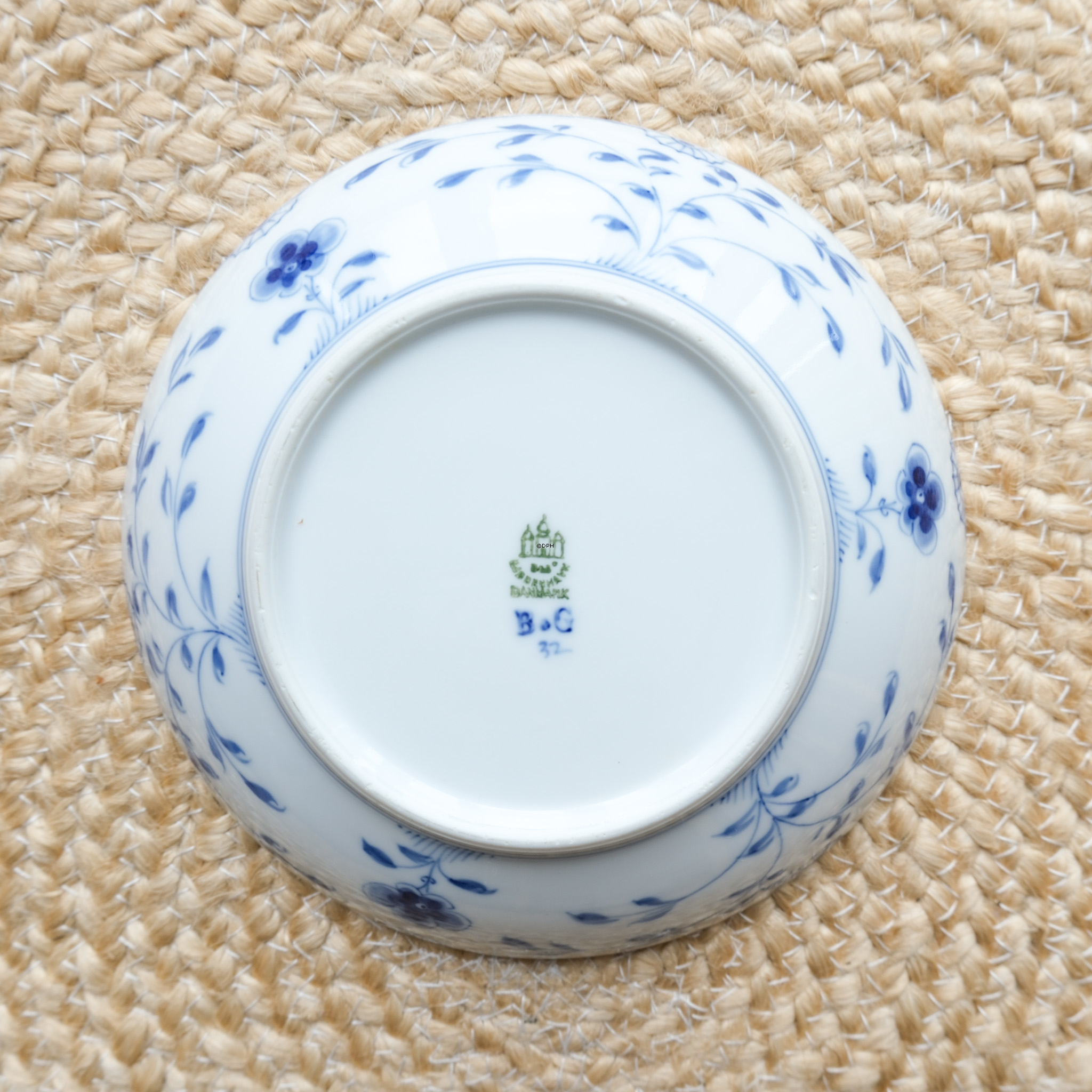 Schmetterling Runde Schale, 20 cm, Bing & Gröndahl Nr. 44, 312 oder 577