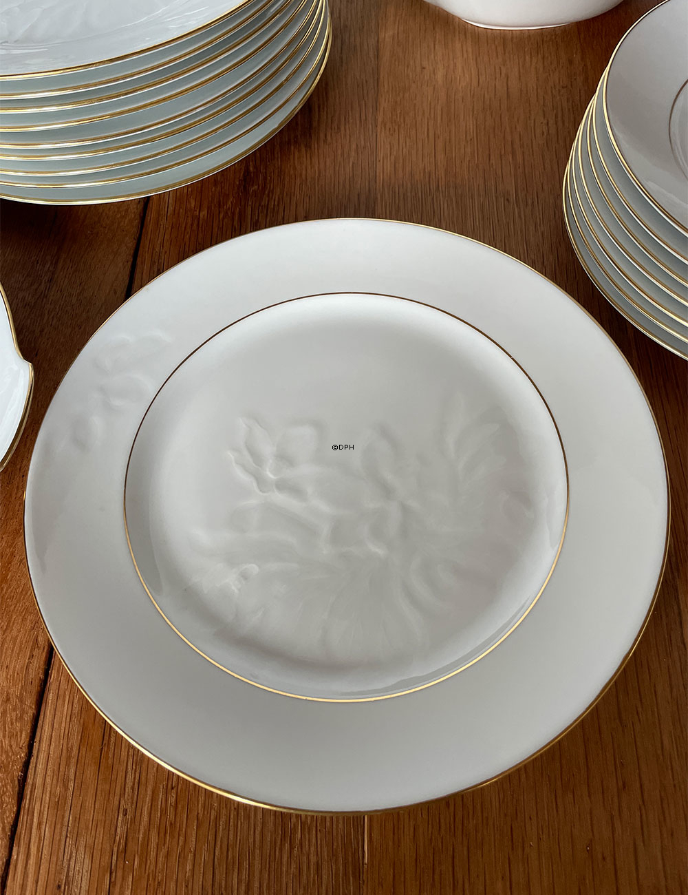 Weiss Christrose mit Gold Geschirr Bing & Gröndahl. 25 teile