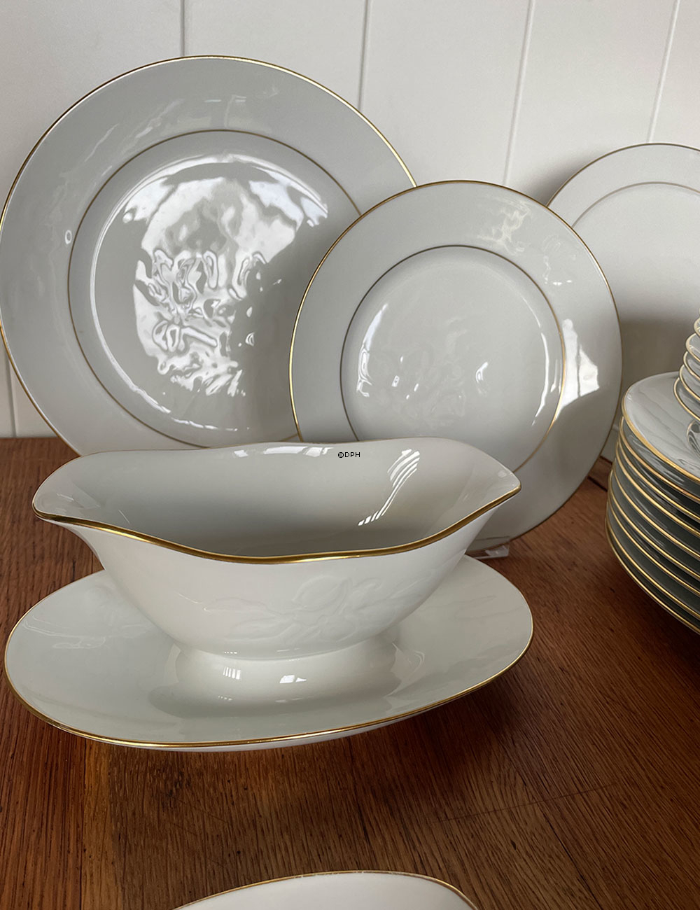 Weiss Christrose mit Gold Geschirr Bing & Gröndahl. 25 teile