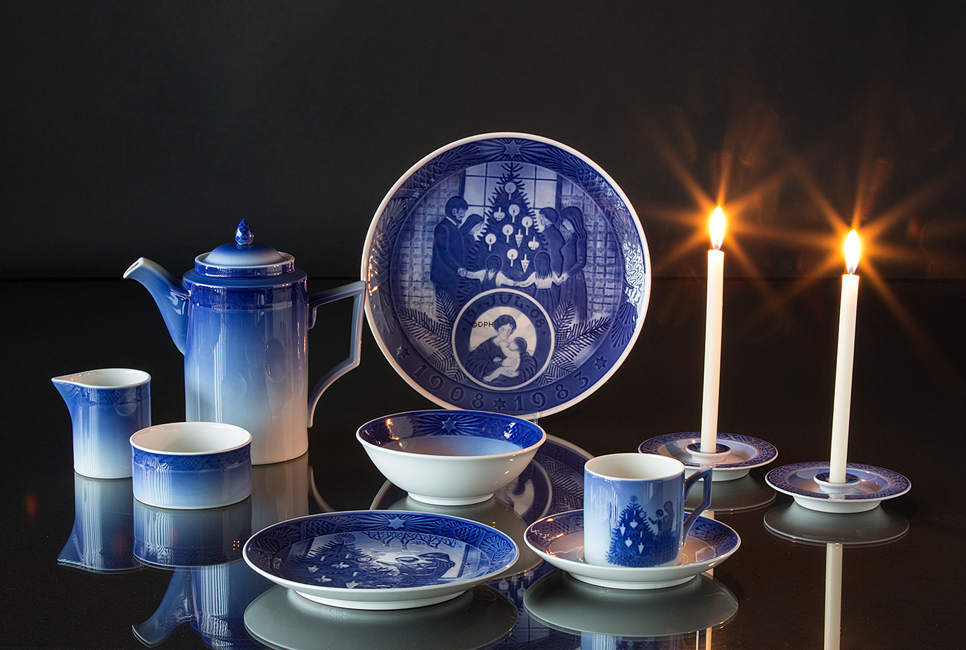 2004 Royal Copenhagen Weihnachtsschale