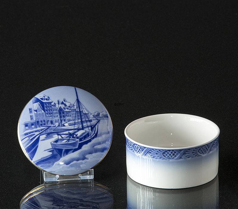 Royal Copenhagen Bonbonniere