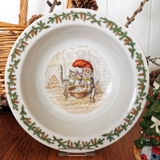 Wiberg Weihnachtsservice, Schüssel mit bettelnder Katze bei essendem Wichtel, Royal Copenhagen Nr. 2-14198