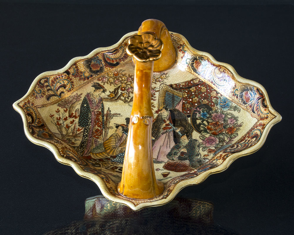 Chinesische Schüssel mit Griff