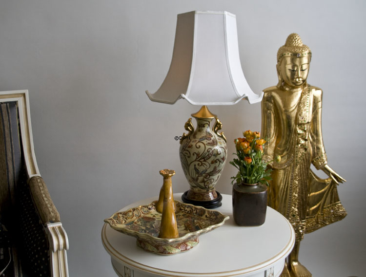 Chinesische Schüssel mit Griff