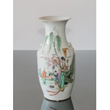 Runde chinesische halbantike Vase