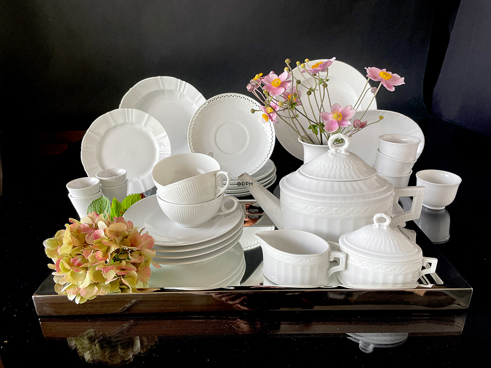 Weiß Gerippt, Teetasse OHNE Untertasse, Inhalt 18 cl, Royal Copenhagen