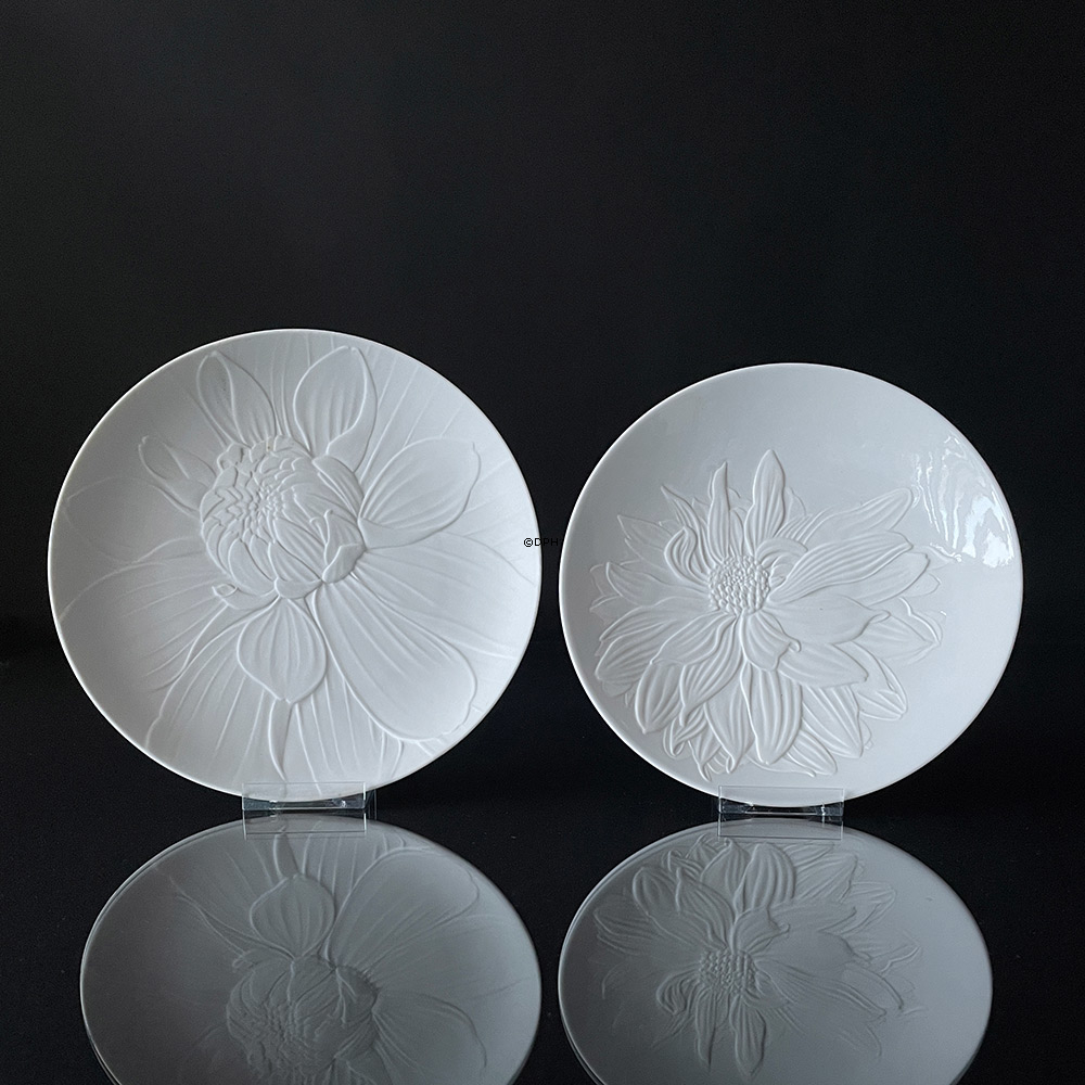 The Art of Giving Flowers, Teller mit Relief, 'Snow Top', Royal Copenhagen