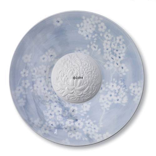 The Art of Giving Flowers, Teller mit Bisquit Chrystantemum und Kirschblüte, Royal Copenhagen