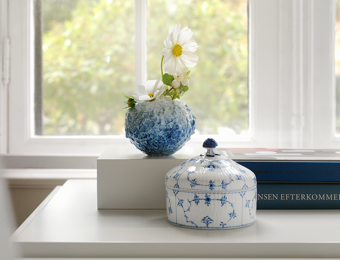 Hortensienvase in hellblau, Royal Copenhagen Nr. 135