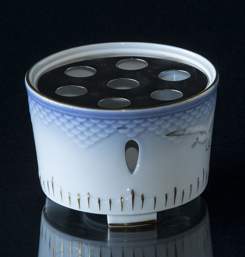 Möwegeschirr mit Gold, Teewärmer, Bing & Gröndahl Nr. 237 (mit Metalleinsatz)