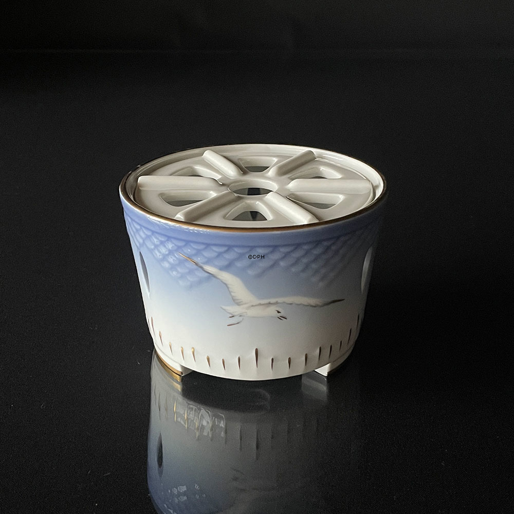 Möwegeschirr mit Gold, Teewärmer, Bing & Gröndahl Nr.  237 (mit Porzellaneinsatz)