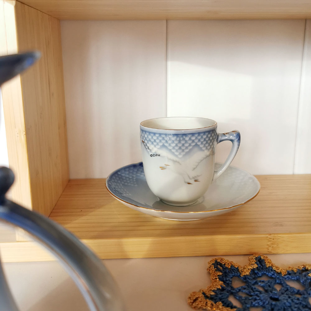 Möwegeschirr mit Gold, Tasse und Untertasse, Inhalt 0,75 cl, Bing & Gröndahl Nr. 461