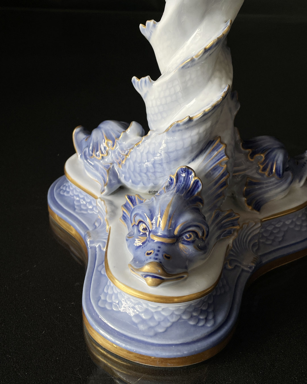 Seltene Bing & Gröndahl Möwe-Servieraufsatz mit Delfinfuß und separater Muschelschale