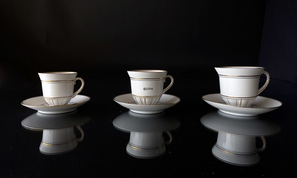 Offenbach Tasse und Untertasse 1 dl., Bing & Gröndahl Nr. 305 oder 102