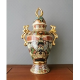 Chinesischer Tempelkrug mit goldenen Ohren