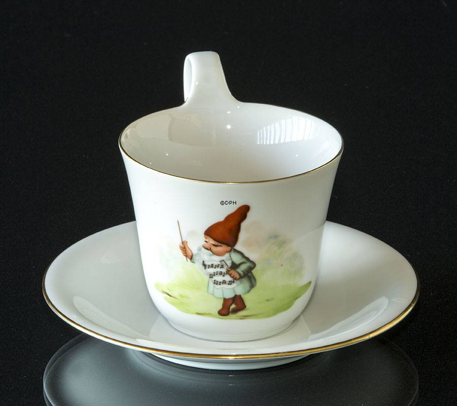 Bing & Gröndahl Weihnachtsbecher mit Wichtel, der der Orchester dirigiert