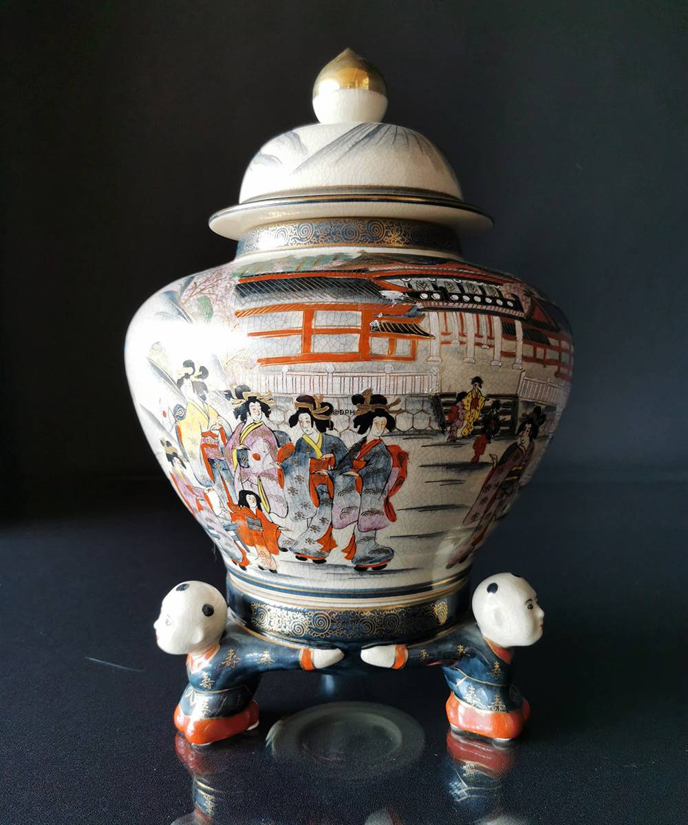 Kutani Krug mit Deckel