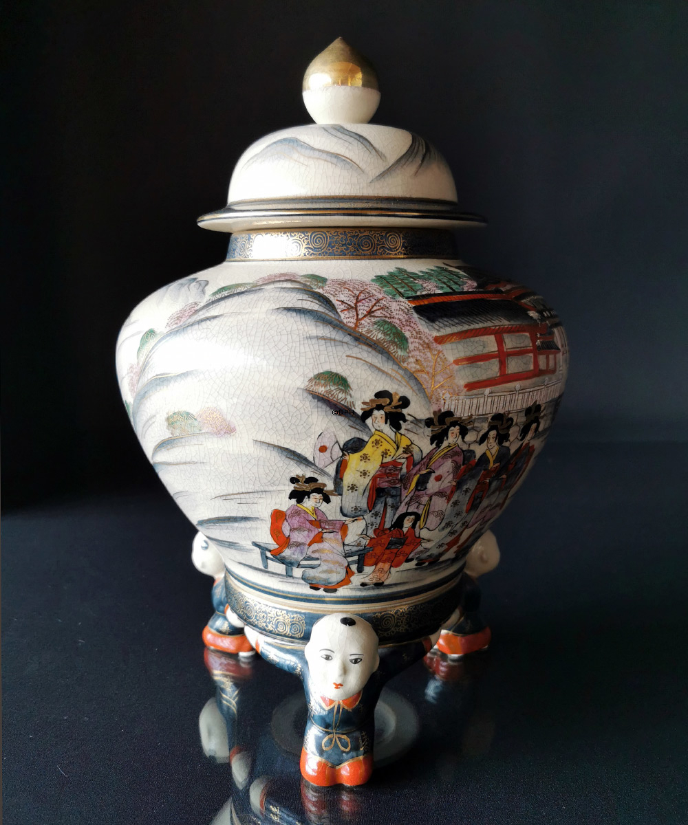 Kutani Krug mit Deckel