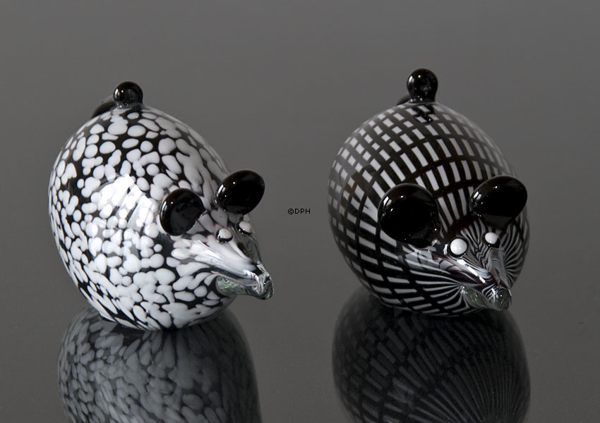 Maus Glasfigur, Schwarz und Weiß gestreift, Mundgeblasene Glaskunst